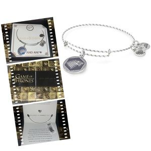 Game of Thrones “Winter is Coming” Charm Bangle, Silver, New In Gift Box!!